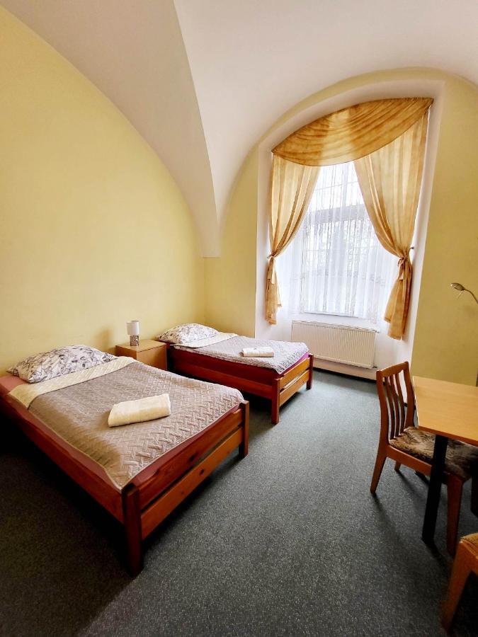 Diecezjalny Dom Formacyjny Daire Nysa Dış mekan fotoğraf
