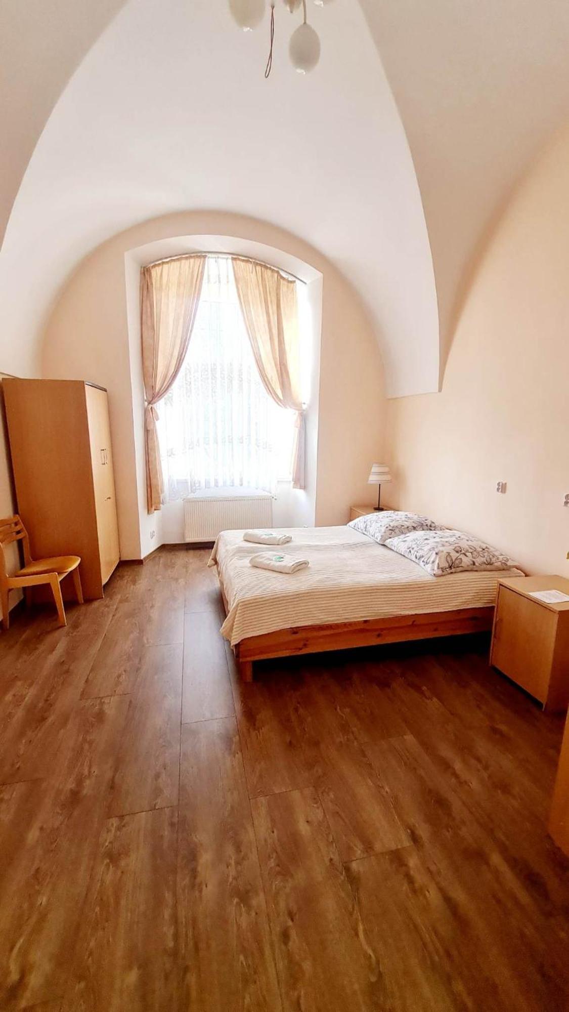 Diecezjalny Dom Formacyjny Daire Nysa Dış mekan fotoğraf