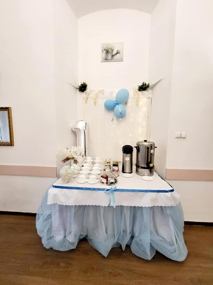 Diecezjalny Dom Formacyjny Daire Nysa Dış mekan fotoğraf