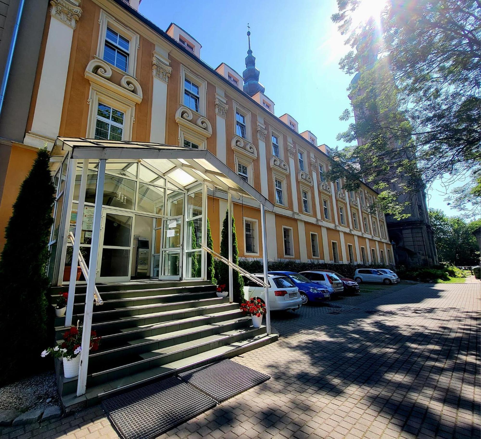 Diecezjalny Dom Formacyjny Daire Nysa Dış mekan fotoğraf